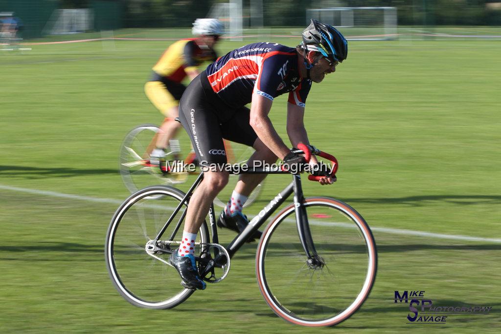 20170806-3516.jpg - Medway Velo Grass Track Event 06-Aug-2017.