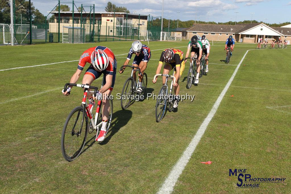 20170806-2410.jpg - Medway Velo Grass Track Event 06-Aug-2017.