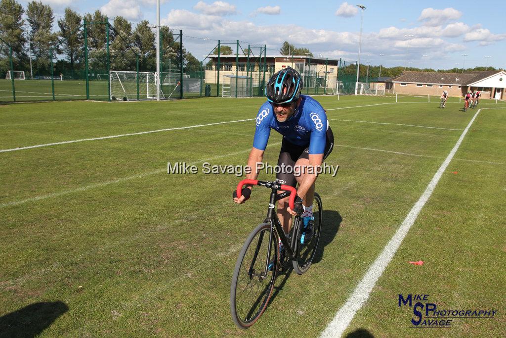 20170806-2414.jpg - Medway Velo Grass Track Event 06-Aug-2017.