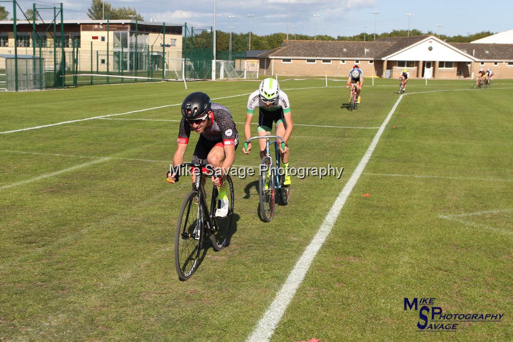 20170806-2431.jpg - Medway Velo Grass Track Event 06-Aug-2017.