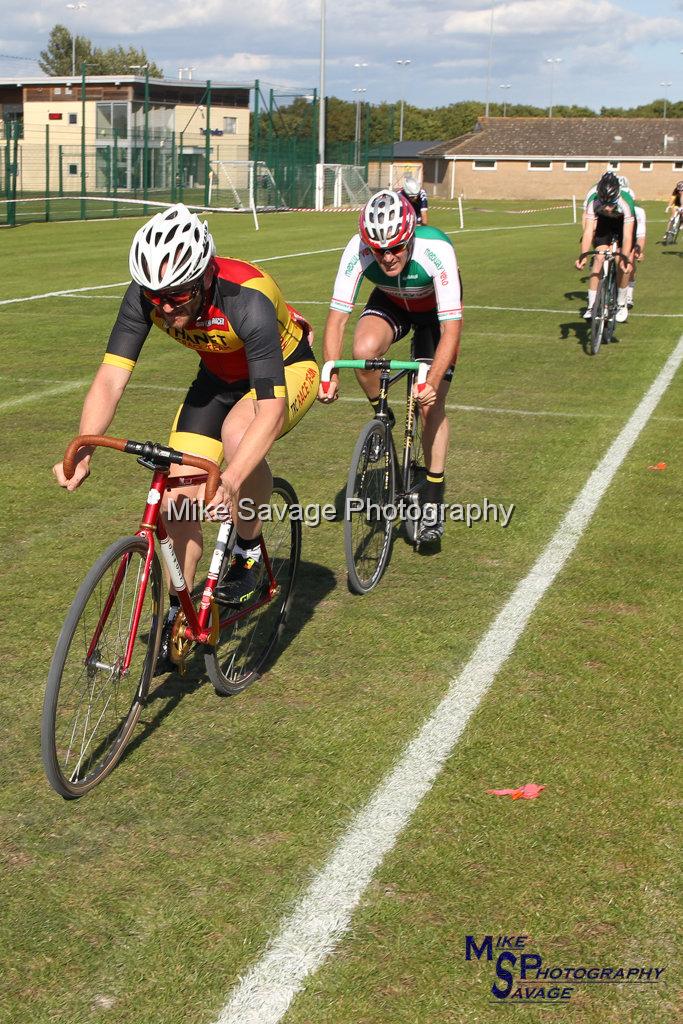 20170806-2444.jpg - Medway Velo Grass Track Event 06-Aug-2017.