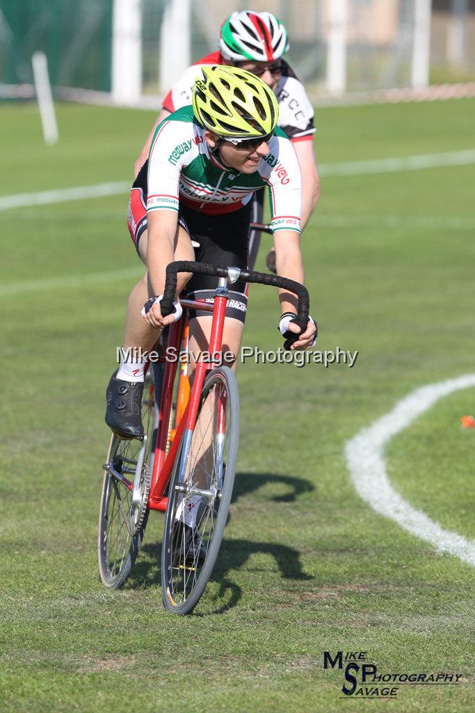 20170806-2574.jpg - Medway Velo Grass Track Event 06-Aug-2017.