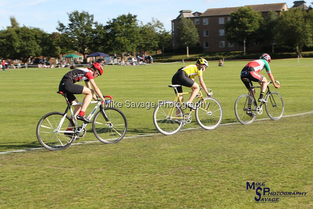 20170806-2695.jpg - Medway Velo Grass Track Event 06-Aug-2017.