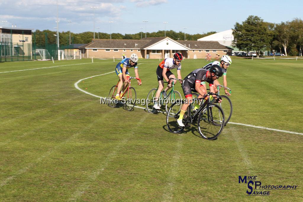 20170806-2698.jpg - Medway Velo Grass Track Event 06-Aug-2017.