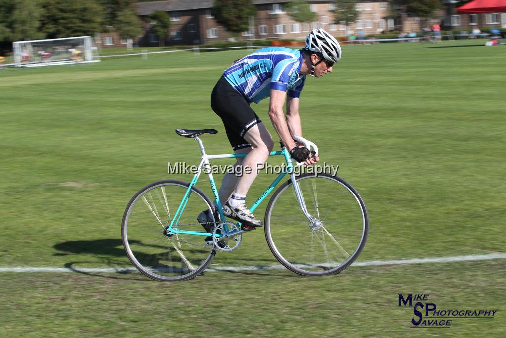 20170806-2817.jpg - Medway Velo Grass Track Event 06-Aug-2017.