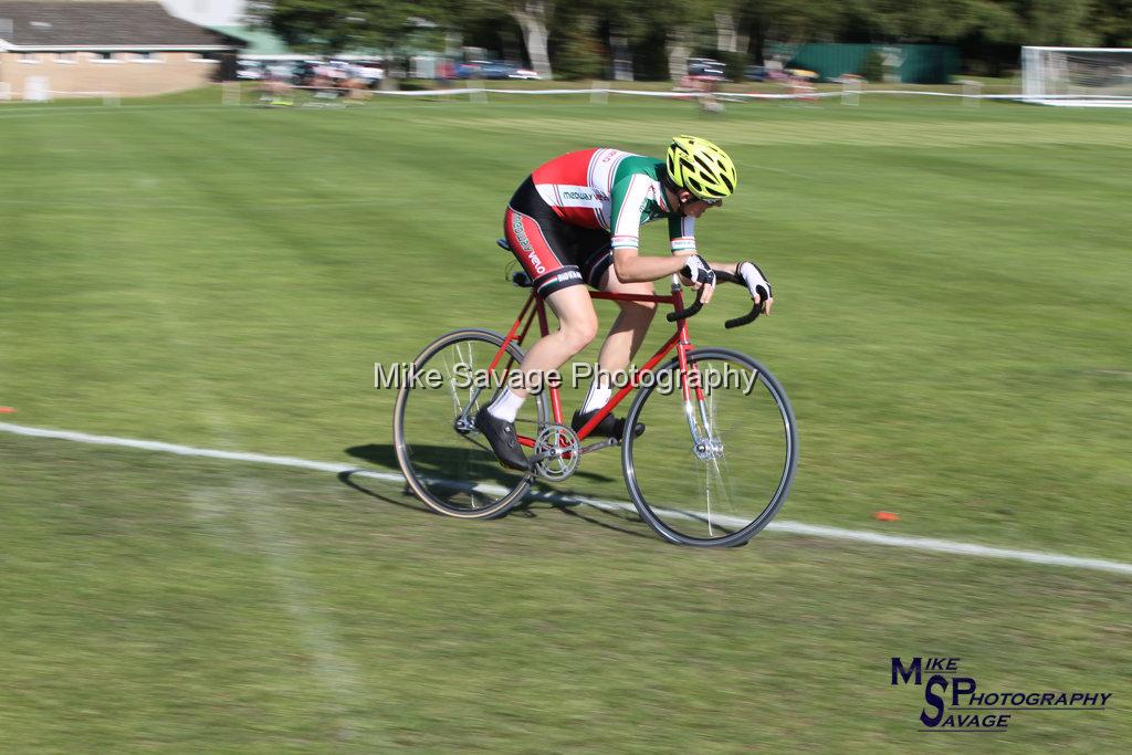20170806-2820.jpg - Medway Velo Grass Track Event 06-Aug-2017.