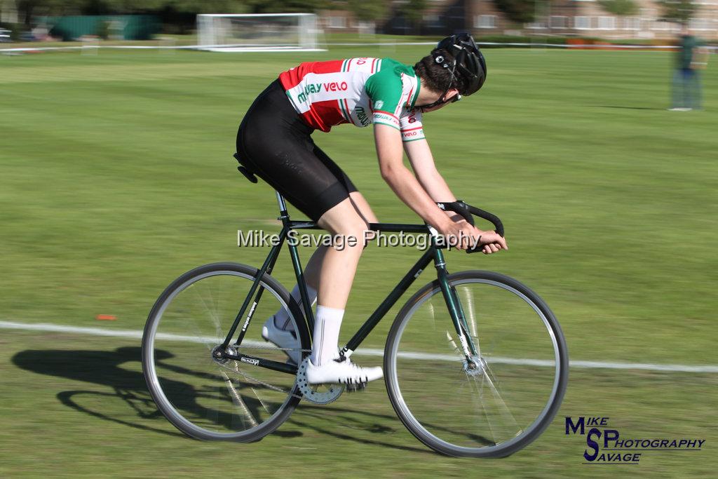 20170806-2826.jpg - Medway Velo Grass Track Event 06-Aug-2017.
