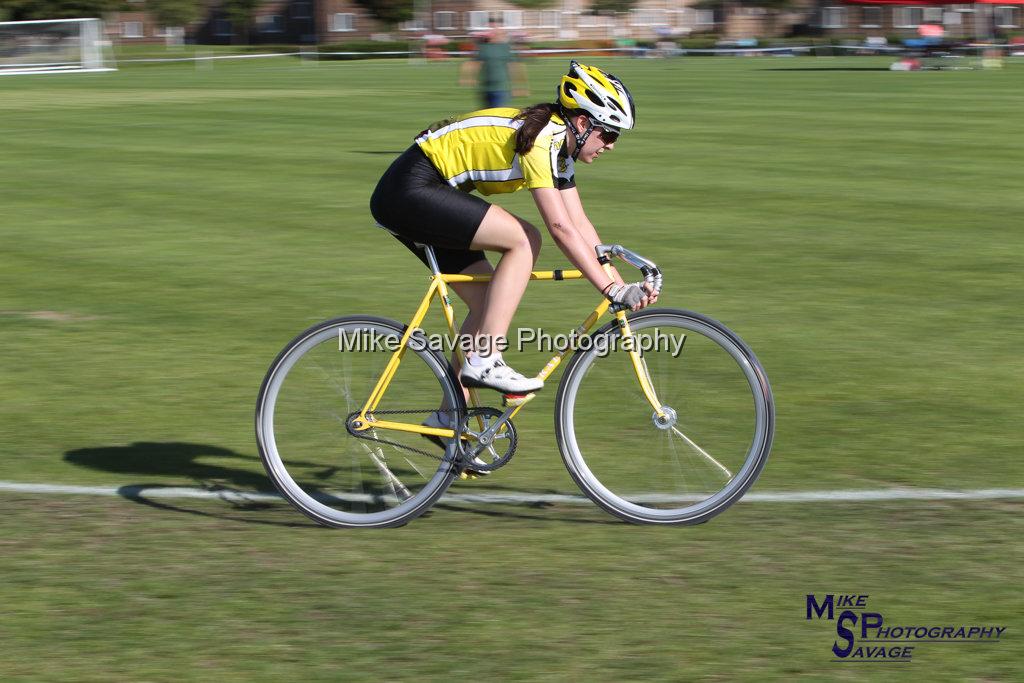 20170806-2830.jpg - Medway Velo Grass Track Event 06-Aug-2017.