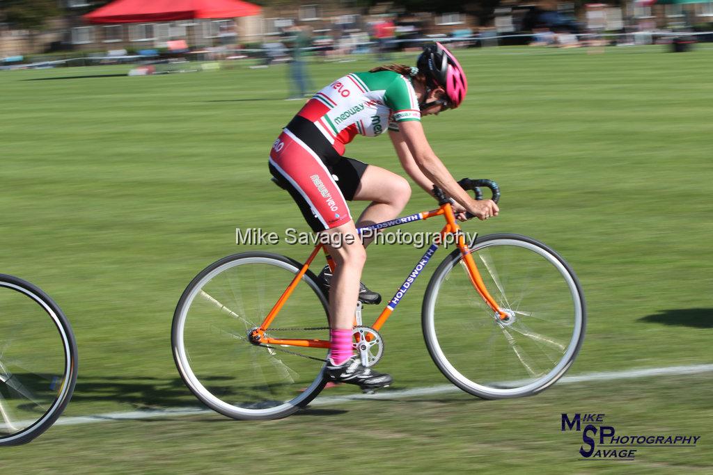20170806-2843.jpg - Medway Velo Grass Track Event 06-Aug-2017.