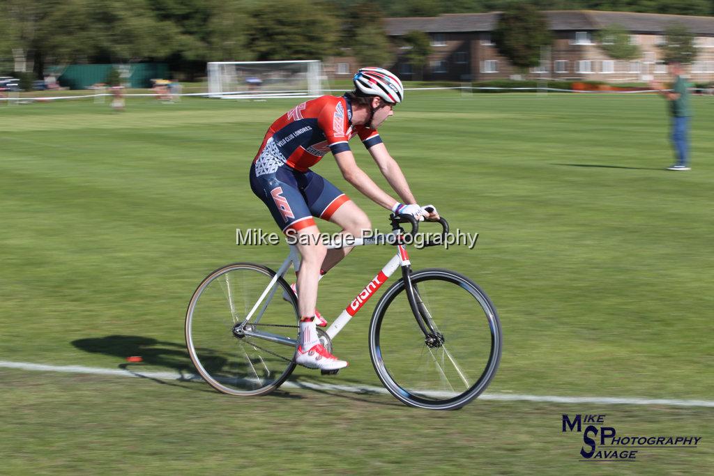 20170806-2846.jpg - Medway Velo Grass Track Event 06-Aug-2017.