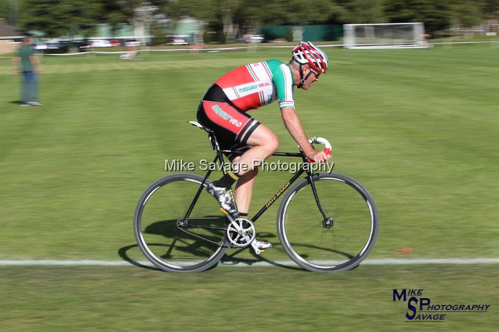 20170806-2885.jpg - Medway Velo Grass Track Event 06-Aug-2017.