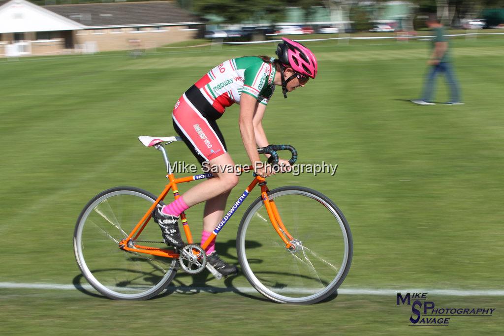 20170806-2892.jpg - Medway Velo Grass Track Event 06-Aug-2017.