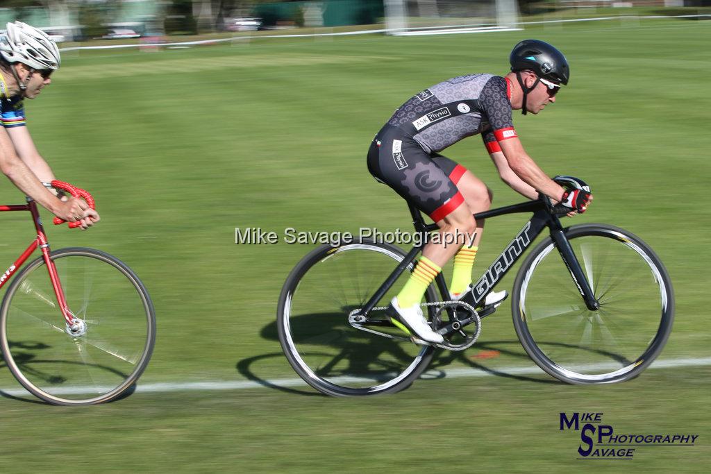20170806-2912.jpg - Medway Velo Grass Track Event 06-Aug-2017.