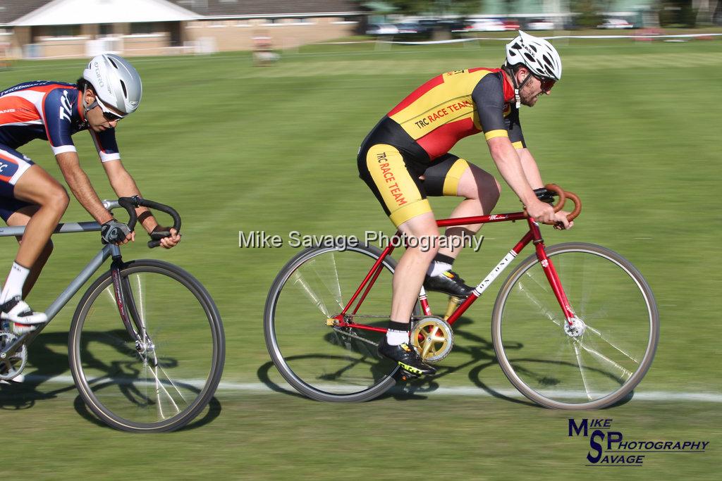 20170806-2933.jpg - Medway Velo Grass Track Event 06-Aug-2017.