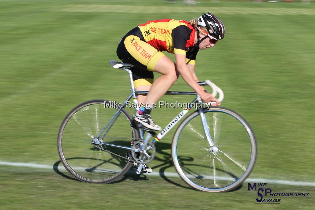20170806-2968.jpg - Medway Velo Grass Track Event 06-Aug-2017.