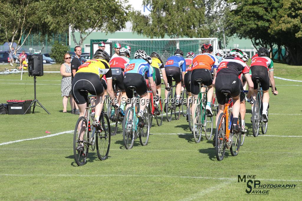 20170806-1964.jpg - Medway Velo Grass Track Event 06-Aug-2017.