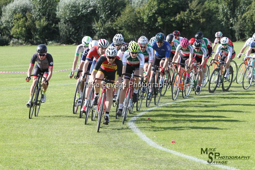 20170806-1977.jpg - Medway Velo Grass Track Event 06-Aug-2017.