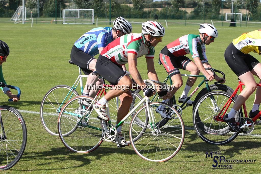 20170806-2016.jpg - Medway Velo Grass Track Event 06-Aug-2017.