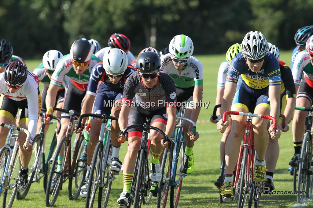 20170806-2142.jpg - Medway Velo Grass Track Event 06-Aug-2017.
