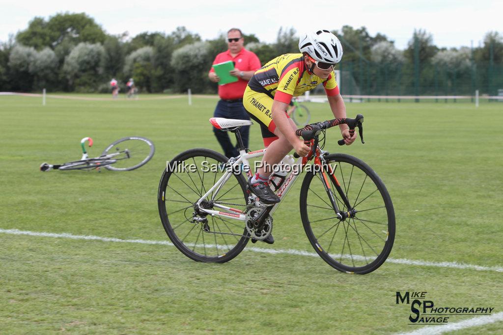 20170806-0129.jpg - Medway Velo Grass Track Event 06-Aug-2017.
