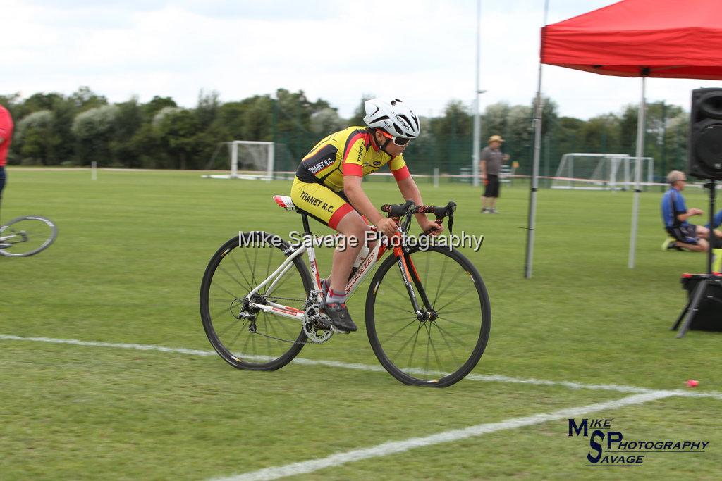 20170806-0148.jpg - Medway Velo Grass Track Event 06-Aug-2017.