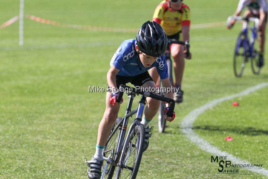 20170806-1904.jpg - Medway Velo Grass Track Event 06-Aug-2017.