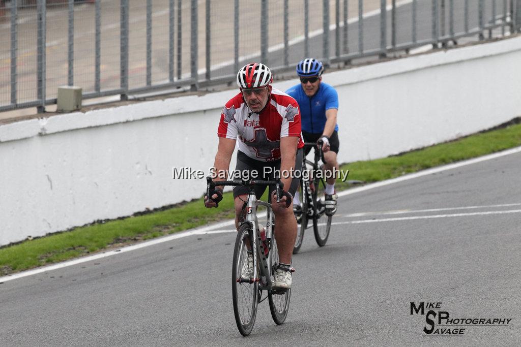 20170811-0135.jpg - Swanley Lions Bike Around Brands 2017, Brands Hatch, Kent.
