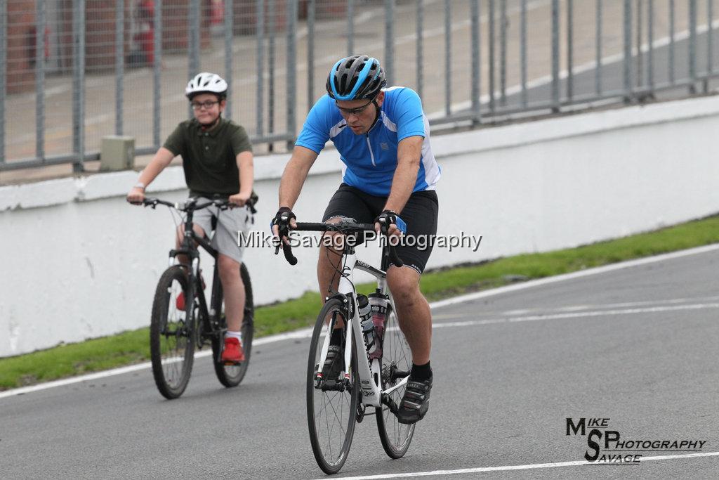 20170811-0260.jpg - Swanley Lions Bike Around Brands 2017, Brands Hatch, Kent.