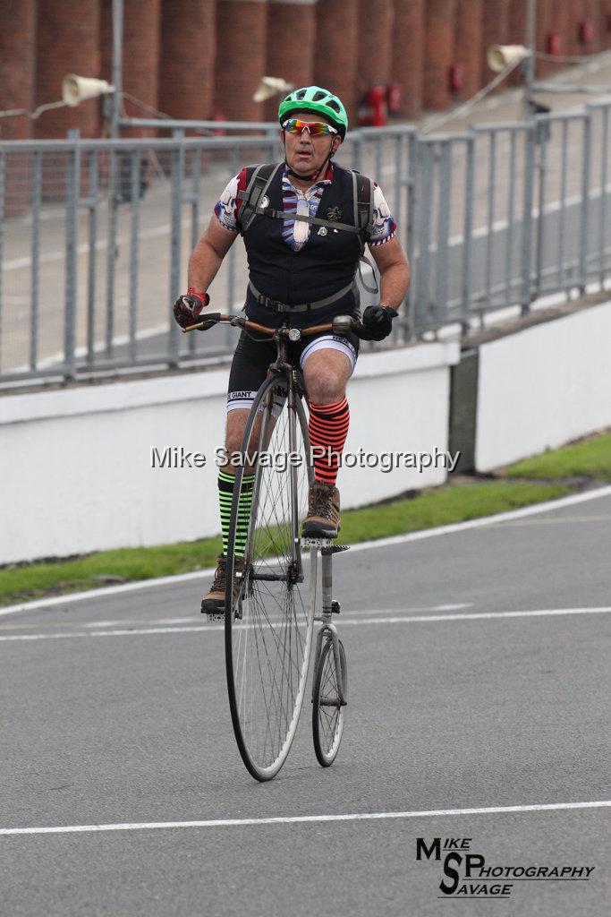 20170811-0400.jpg - Swanley Lions Bike Around Brands 2017, Brands Hatch, Kent.