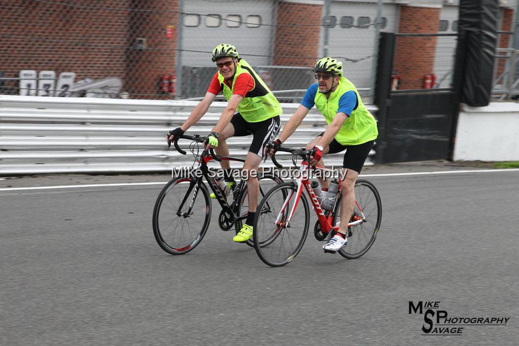 20170811-0714.jpg - Swanley Lions Bike Around Brands 2017, Brands Hatch, Kent.