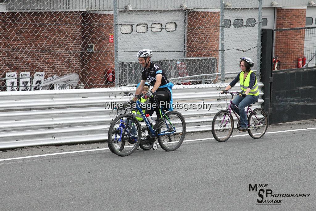 20170811-0777.jpg - Swanley Lions Bike Around Brands 2017, Brands Hatch, Kent.