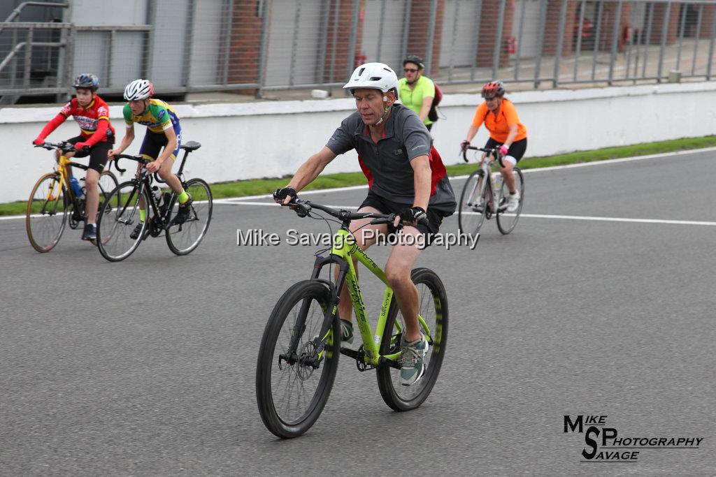 20170811-0784.jpg - Swanley Lions Bike Around Brands 2017, Brands Hatch, Kent.