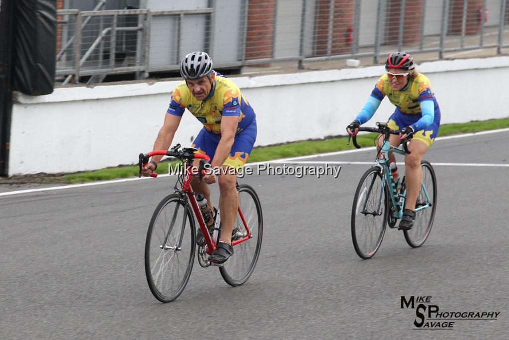 20170811-0923.jpg - Swanley Lions Bike Around Brands 2017, Brands Hatch, Kent.