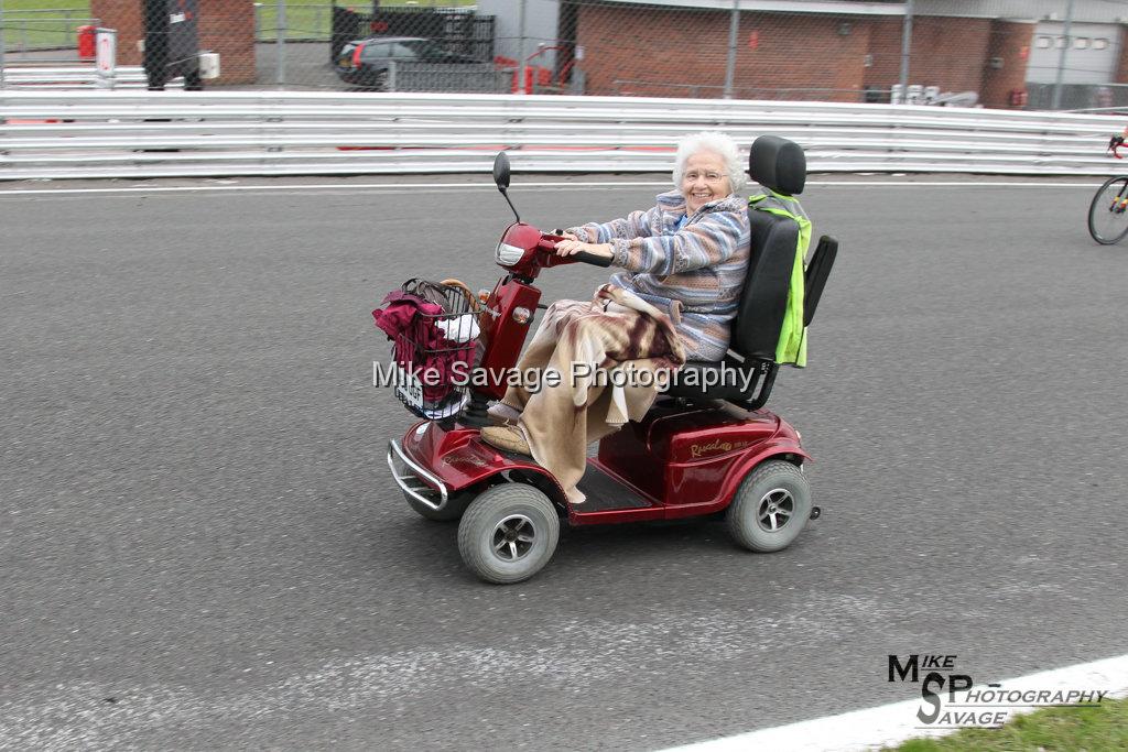 20170811-0941.jpg - Swanley Lions Bike Around Brands 2017, Brands Hatch, Kent.