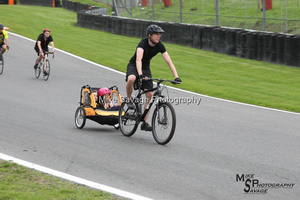20170811-1294.jpg - Swanley Lions Bike Around Brands 2017, Brands Hatch, Kent.